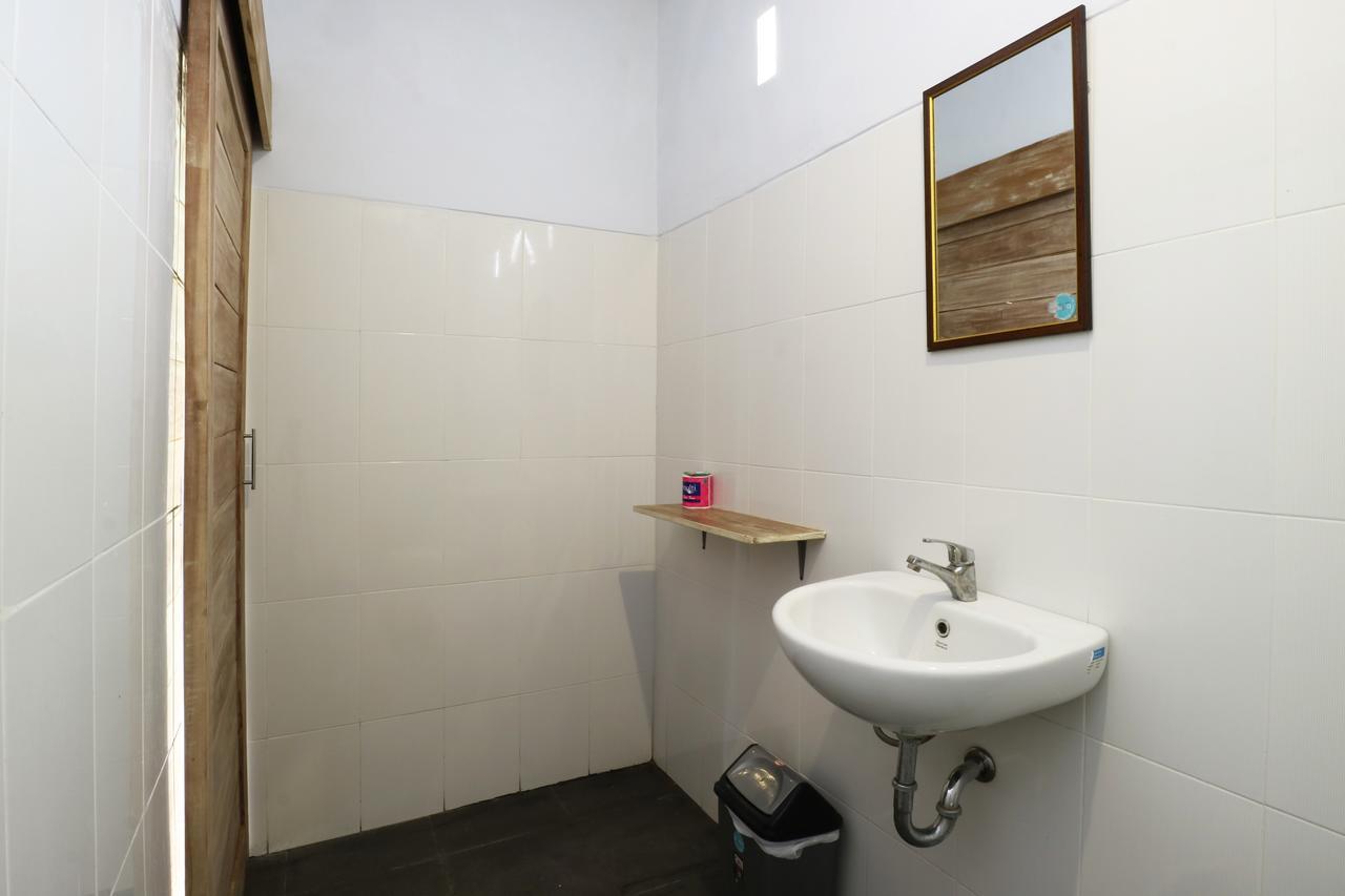 The Wina Guest House 2 Canggu  Exterior photo